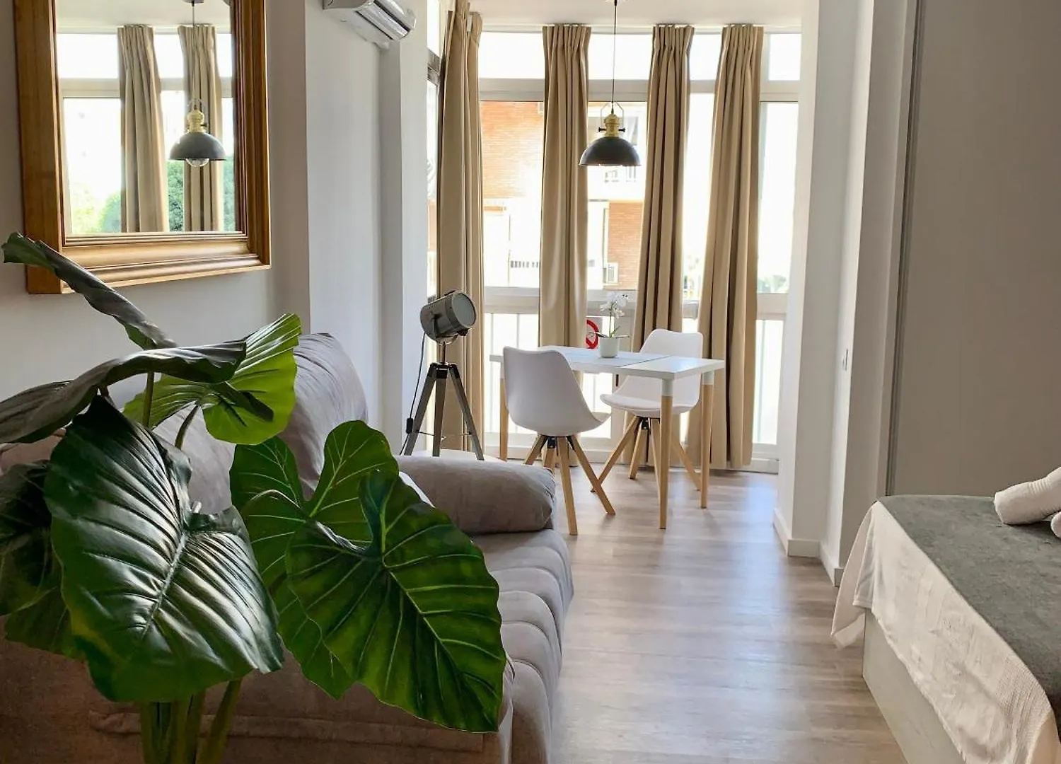 Ar Apartments - Central And Cozy Apartment In Benalmádena